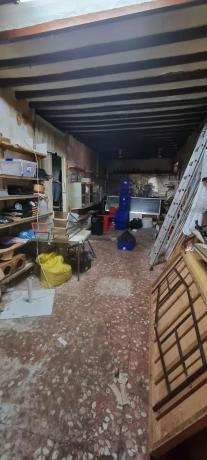 Edificio de uso mixto en calle busot, 1