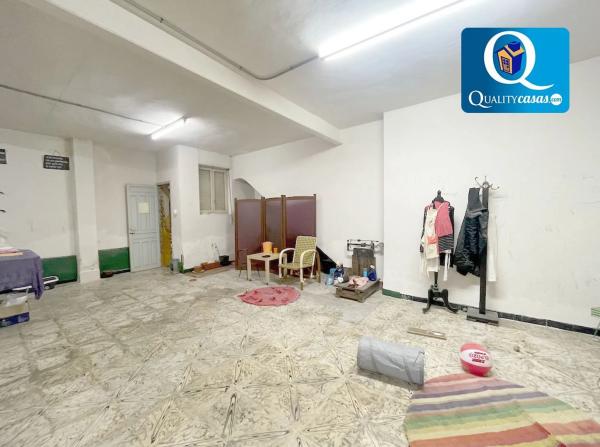 Edificio en Barrio Pont Nou-Corazón de Jesús