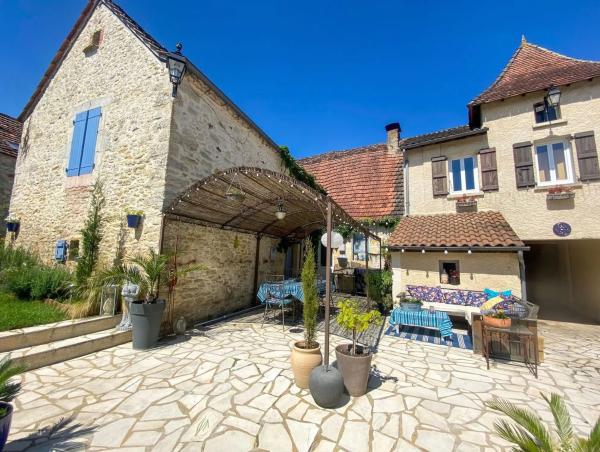 Edificio hotelero en calle Aitana