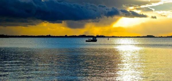 Edificio en Barrio Torreblanca