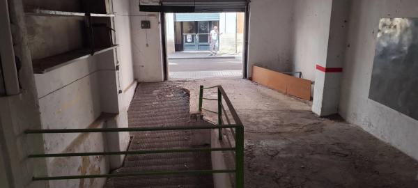 Edificio de uso mixto en calle Perú, 26