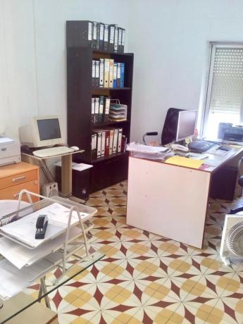 Edificio en calle Maestro Vicente Llorca