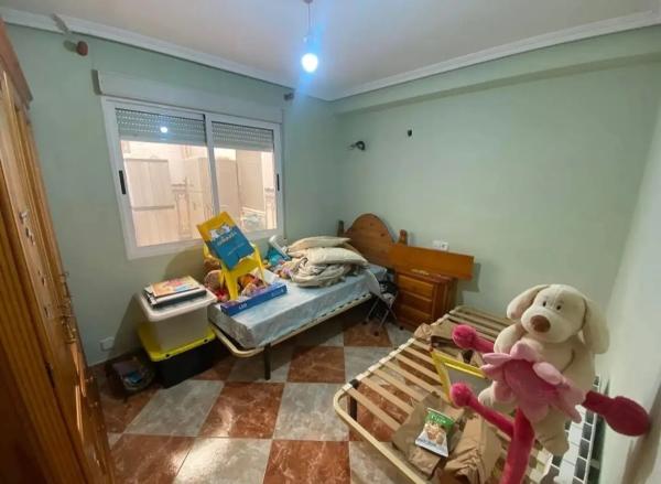 Edificio residencial en Segura