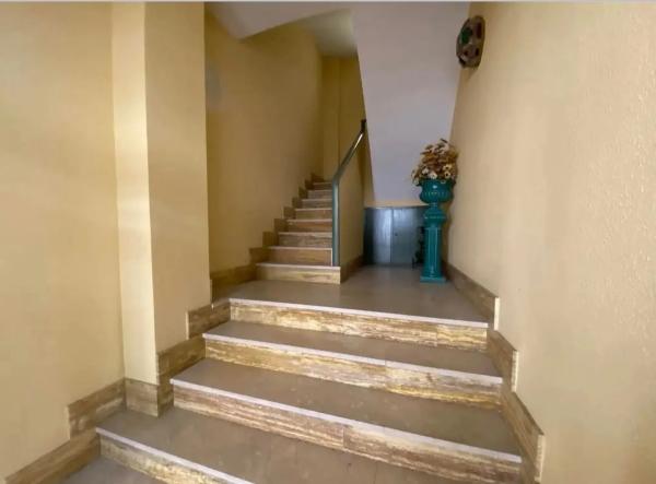 Edificio residencial en Segura