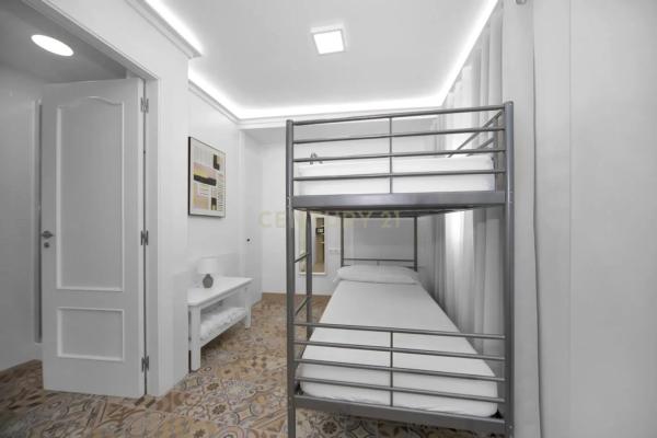 Edificio hotelero en calle de Puchalt, 2 -20