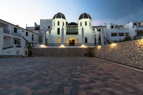 Edificio hotelero en calle del Sol