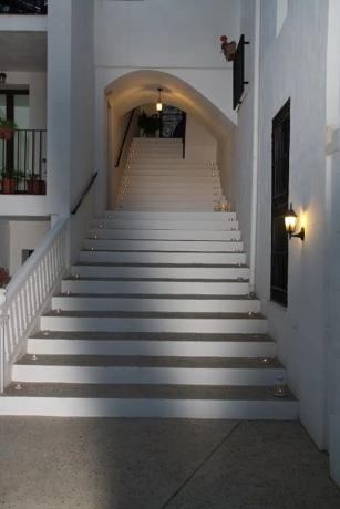 Edificio hotelero en calle del Sol