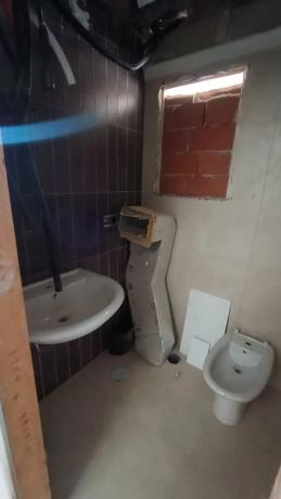 Edificio de uso mixto en avenida d'Europa, 52