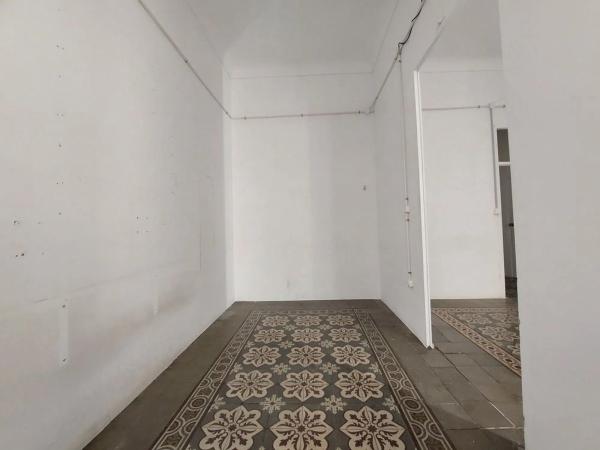 Edificio en calle José Gutiérrez Petén, 3