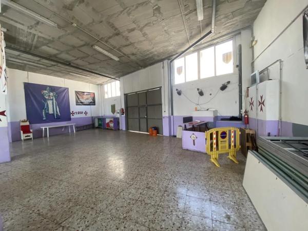 Edificio en calle de Tirant lo Blanc