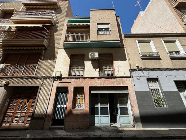 Edificio residencial en calle Reina Victoria