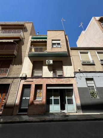 Edificio residencial en calle Reina Victoria