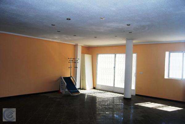 Edificio en calle Heraclio, 16