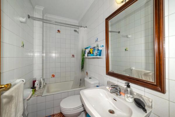 Edificio de uso mixto