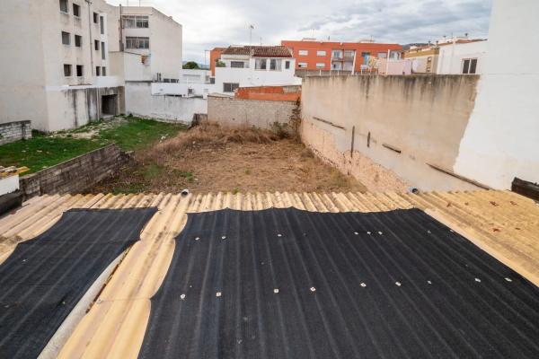 Edificio de uso mixto