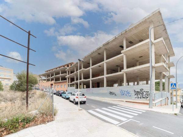 Edificio en calle Alcoi, 6