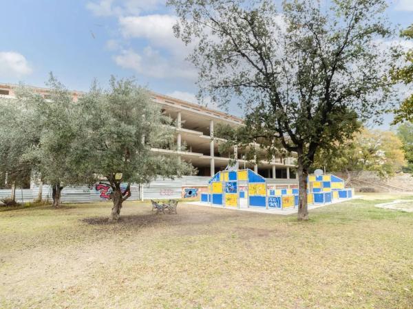 Edificio en calle Alcoi, 6