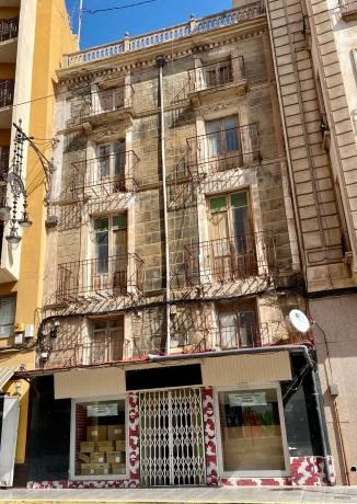 Edificio residencial en plaza Nueva, 2