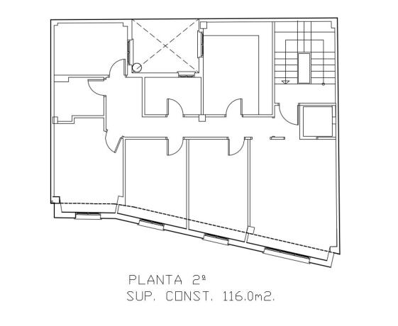 Edificio de uso mixto en calle Oscar Espla