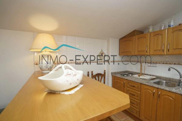 Edificio de uso mixto en Barrio Saladar