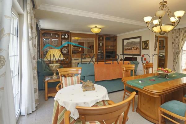 Edificio de uso mixto en Barrio Saladar