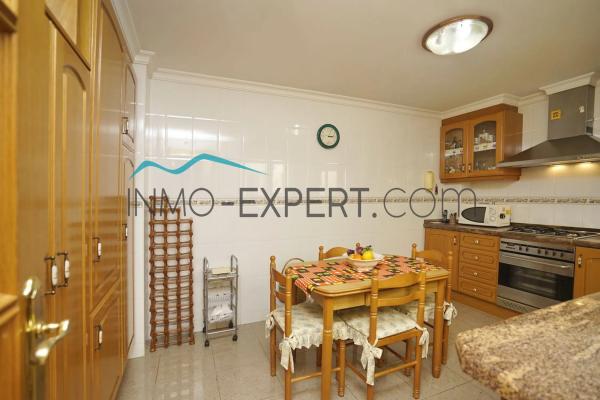 Edificio de uso mixto en Barrio Saladar