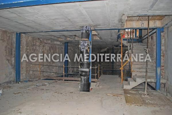 Edificio de uso mixto