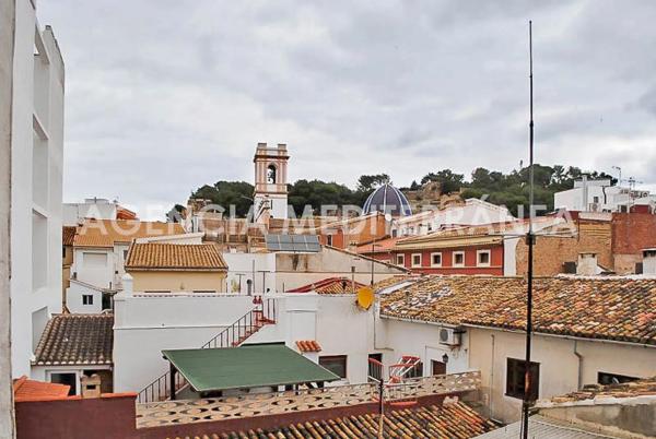 Edificio de uso mixto