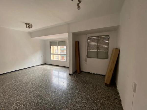 Edificio residencial en calle Músic Josep Carbonell, 4