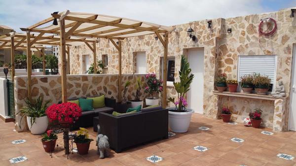 Edificio hotelero en calle l'Esport