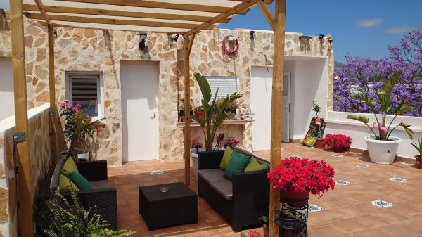 Edificio hotelero en calle l'Esport