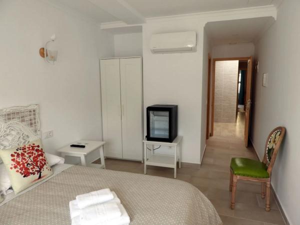 Edificio hotelero en calle l'Esport