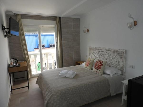 Edificio hotelero en calle l'Esport