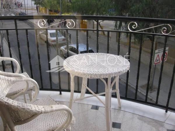 Edificio en Barrio Prosperidad - La Cruz