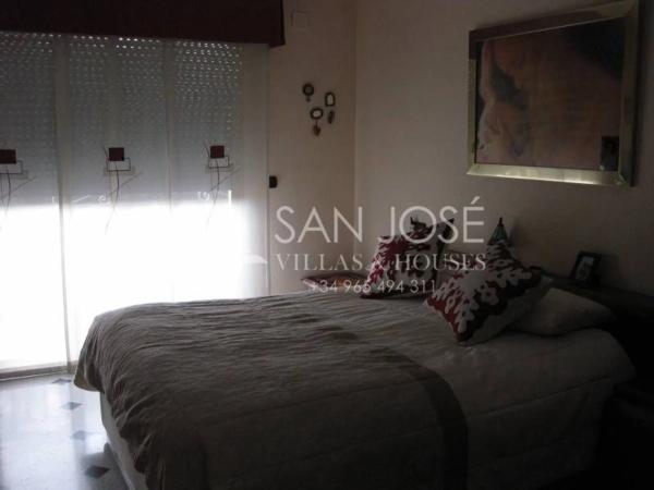 Edificio en Barrio Prosperidad - La Cruz