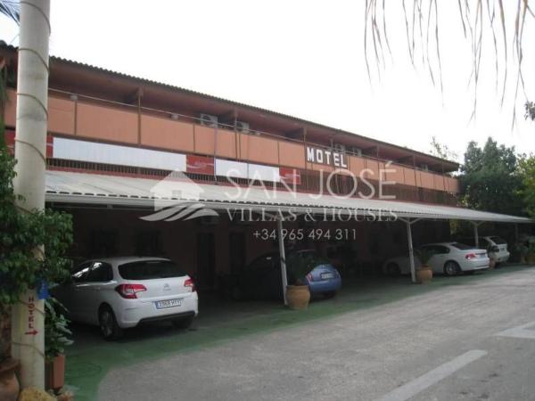 Edificio en Pedanías Oeste