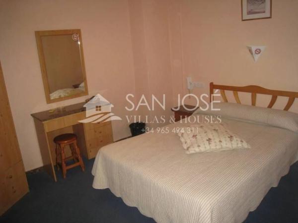 Edificio en Pedanías Oeste