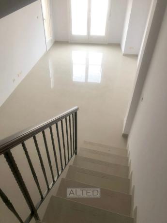 Edificio residencial en calle del Castell, 43