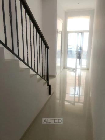 Edificio residencial en calle del Castell, 43