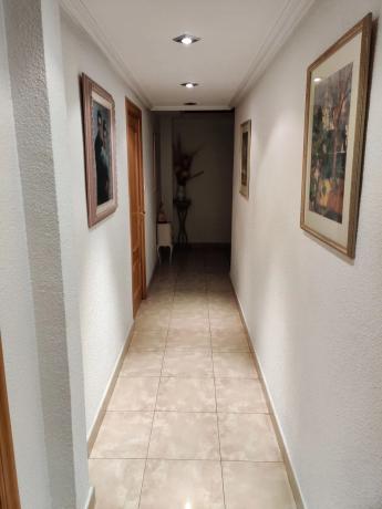 Edificio de uso mixto en avenida de Novelda, 105