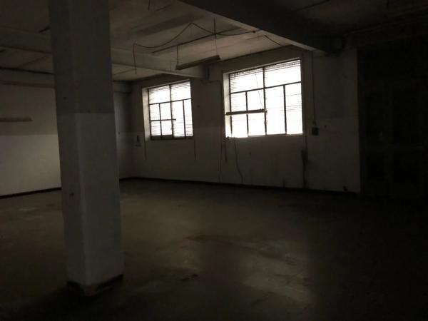 Edificio de uso mixto en Ensanche s/n