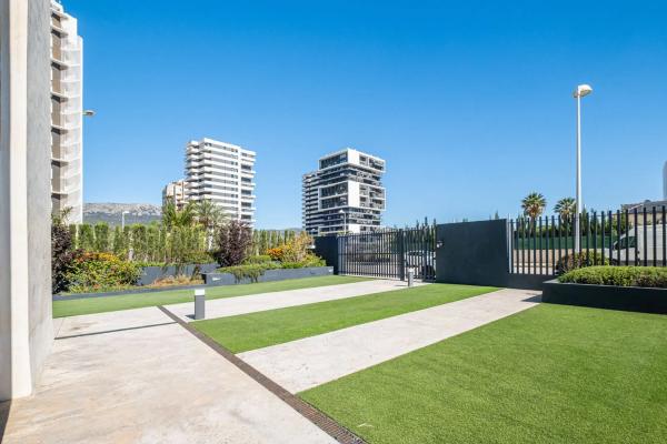 Piso en calle Estonia, 4