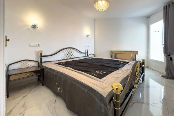 Piso en avenida Gabriel Miró, 32