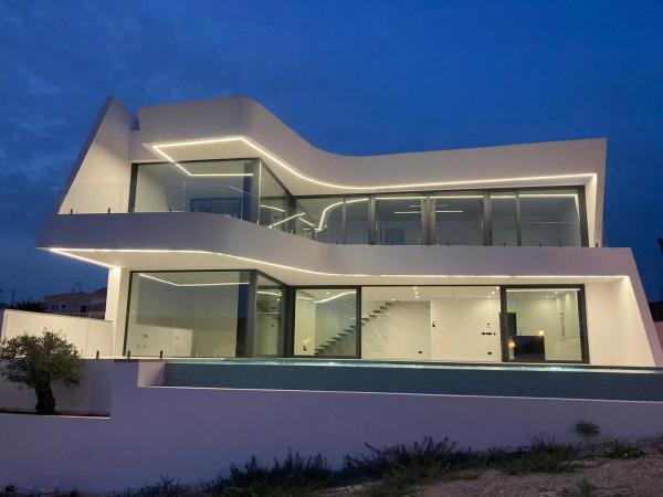 Chalet en Manzanera-Tosal