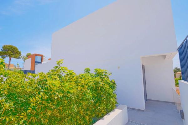 Casa independiente en Partida Marisol Park