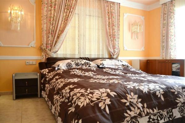 Casa independiente en calle de Fora