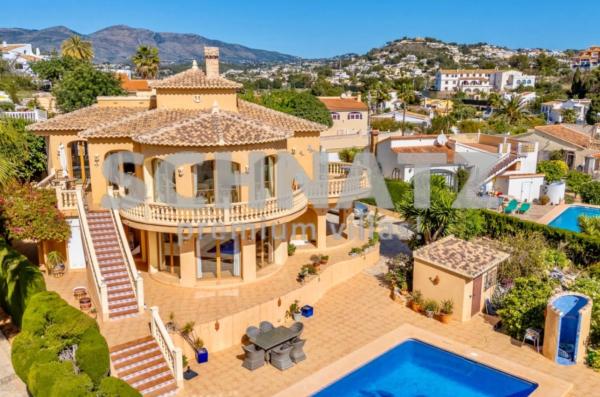 Chalet en Manzanera-Tosal