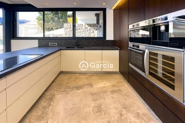 Casa independiente en Urbanització el Tosal, 350