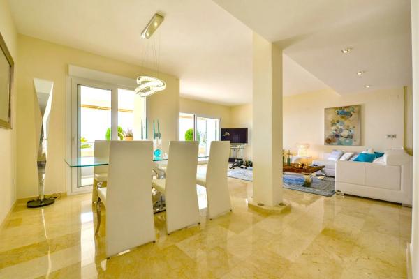 Ático en avenida Europa, 3