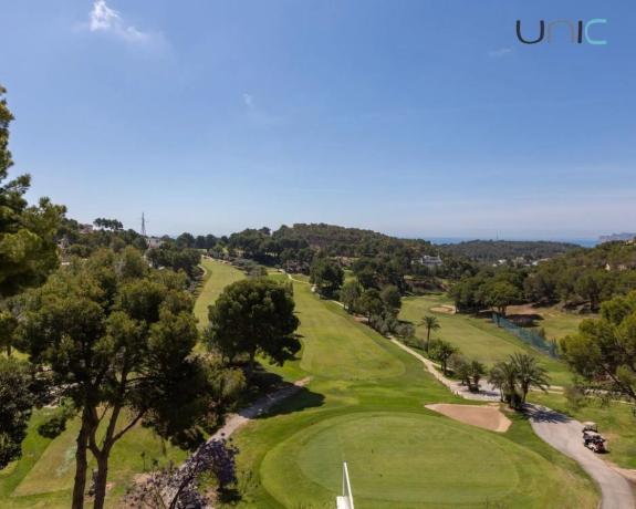 Chalet pareado en avenida Bernia, 2